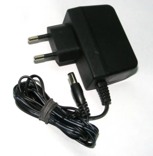 Grandstream Zasilacz 12V.jpg