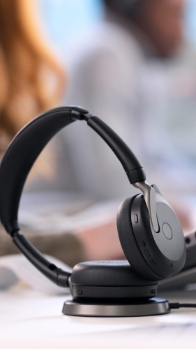 Jabra-Evolve2-65-Flex_WLC.jpg